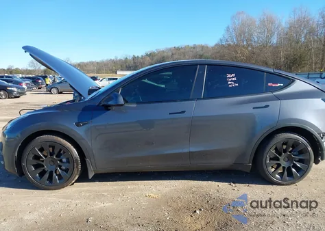 2023 Tesla Model Y Awd/Long Range Dual Motor All-Wheel Drive from USA, damaged, VIN 7SAYGDEE9PA044441